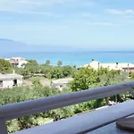 Andrikas At Xenios Avlais