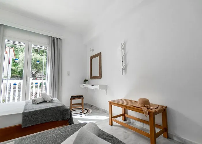 Andrikas At Xenios Avlais * Alykanas (Zakynthos)